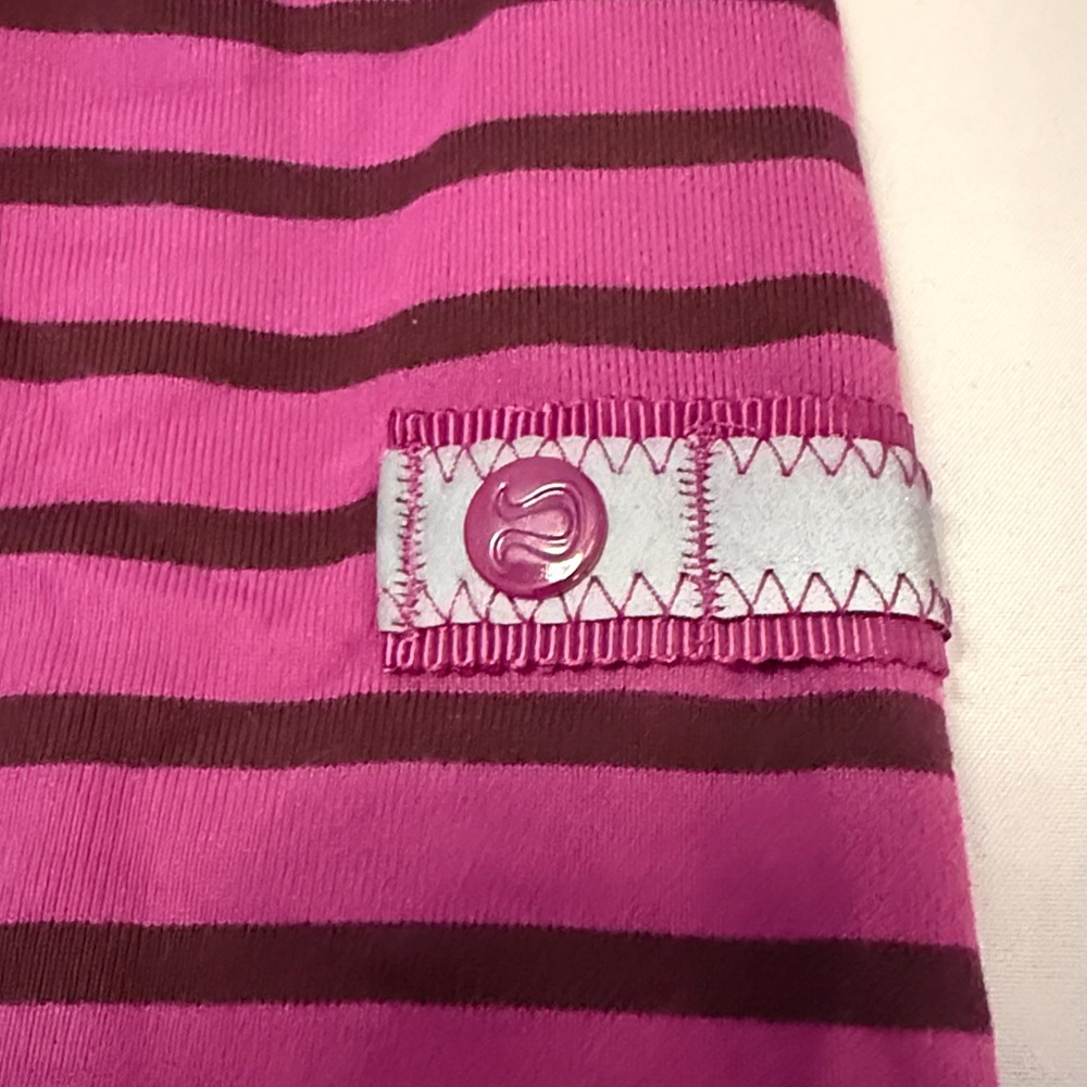 Lululemon Infinity Scarf - Picture 2 of 3